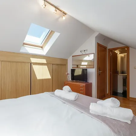 Fantastico Junto Al Mar By サンシェンショ